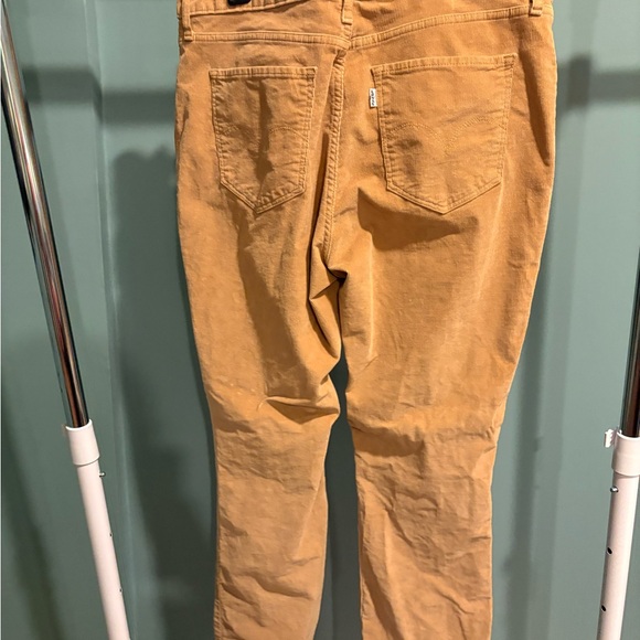 Levi’s 725 High Rise Bootcut Corduroy Pants - Picture 2 of 3